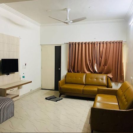 Shree Saurashtra Leuva Patel Samaj Nathdwara Villa ภายนอก รูปภาพ